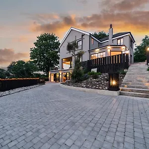 The Ridge - Luxury Designer With Hot Tub And Sauna, Bexley Borough Of London