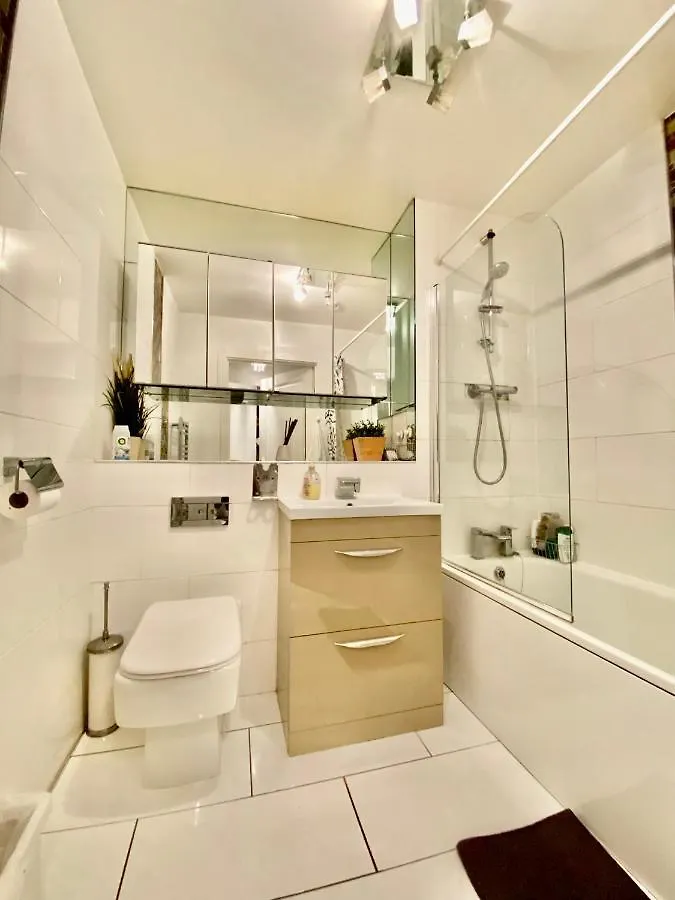 Charmingly Cozy 2 Beds Apartment Belvedere