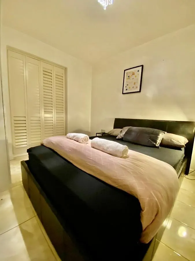 Charmingly Cozy 2 Beds Apartment Belvedere
